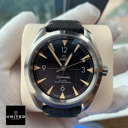 Omega Railmaster Co-Axial Master Chronometer Black Dial 220.12.40.20.01.001 Detailed Replica omega seamaster 220.12.40.20.01 replica front Omega Railmaster Black Dial & Buckle Bracelet Replica on the white glove hand
