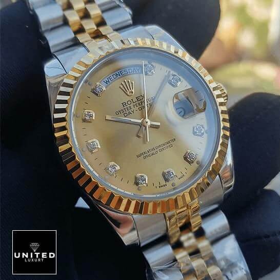 Rolex Day-Date 128238 Rolex Day-Date 128238 MOP Silver Case Replica side posture on hand