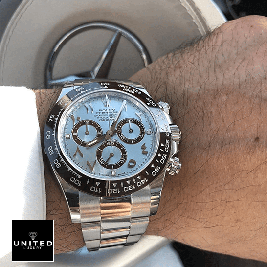 Rolex Cosmograph Daytona 116506 Rolex Daytona Platinum Ice-Blue/Hindu-Arabic Dial 116506-0001 Replica on his arm