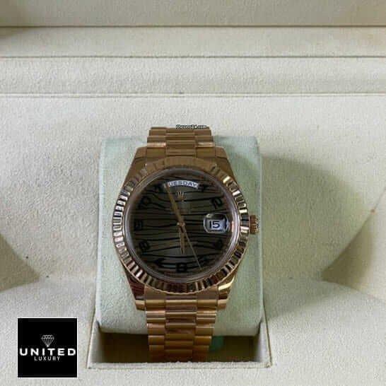 Rolex Day-Date 218235-0035 Rolex Day-Date Wave 218235-0035 Replica in the Box