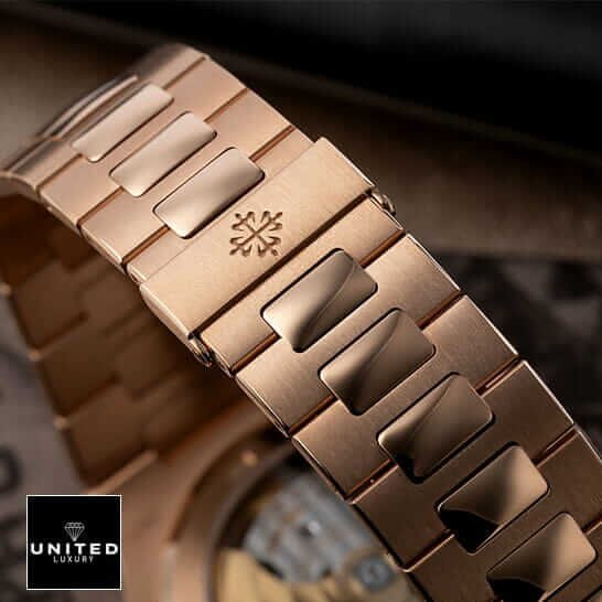 Patek Philippe Nautilus Chronograph 5980/1R-001 Patek Philippe Nautilus Rose Gold Bracelet Replica closed clasp