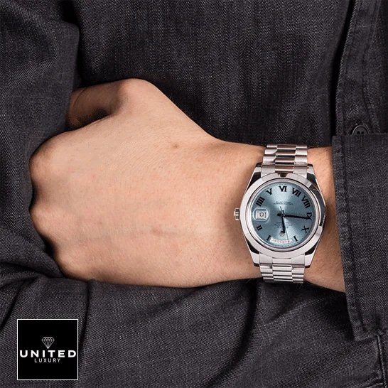 Rolex Day-Date 228206 Rolex Day-Date II Stainless Steel 218206 Oyster Replica on his arm