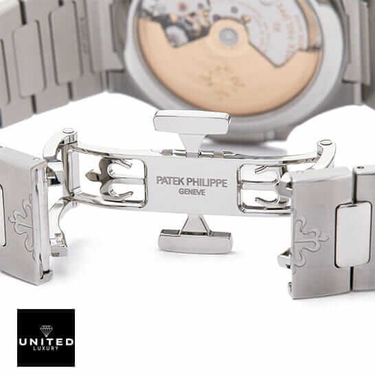 Patek Philippe Nautilus 7118/1200A Patek Philippe Nautilus 7118/1200A