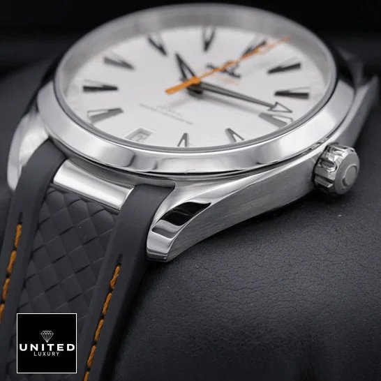 Omega Seamaster Aqua Terra Co-Axial Master Chronometer 220.12.41.21.02.002 Pro Clone 1:1 omega aqua terra 220.12.41.21.02.002 replica silvertone Omega Aqua Terra 220.12.41.21.02.002 White Dial Replica black background