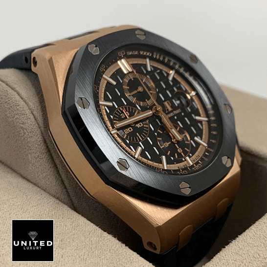 Audemars Piguet Royal Oak Offshore 26208ST.OO.D305CR.01 Audemars Piguet Royal Oak 26401RO Black Bezel Replica side view in the box