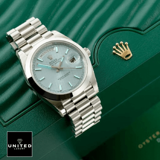 Rolex Day-Date 228206 Rolex Day-date 228206 blue dial replica on the rolex box