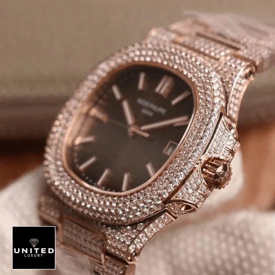 Patek Philippe Nautilus 5711 Patek Philippe Nautilus Jumbo Iced Out 5711-R8 Replica side view