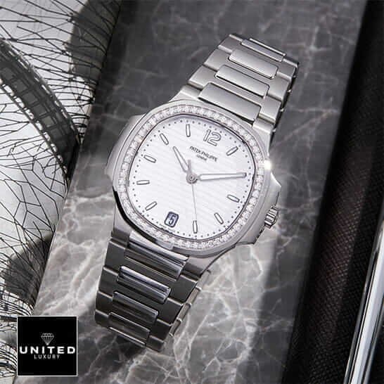 Patek Philippe Nautilus 7118/1200A patek-7118-1200a-unworn-replica4
