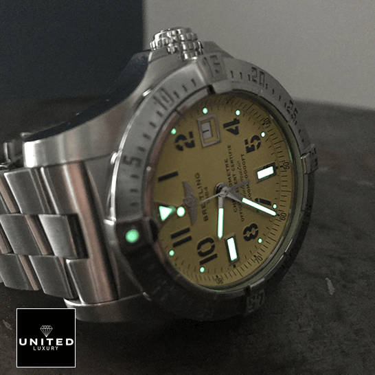 Breitling Avenger II Seawolf A17331 breitling_aeromarine_avenger_seawolf_lume