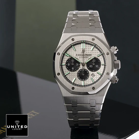 AP Royal Oak Chronograph 26331ST audemars_piguet_royal_oak_white_dial_26331ST.OO_.1220ST.03_man