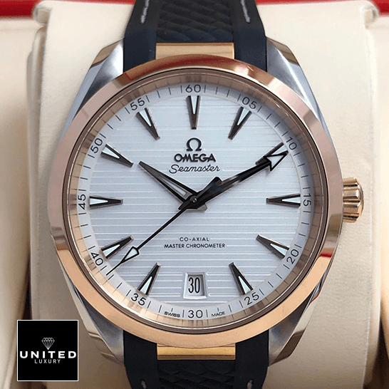 Omega Seamaster Aqua Terra 220.22.41.21.02.001 Supreme Replica Edition omega seamaster 220.22.41.21.02.001 replica front Omega Seamaster 220.22.41.21.02.001 White Dial Co Axıal Replica in the box