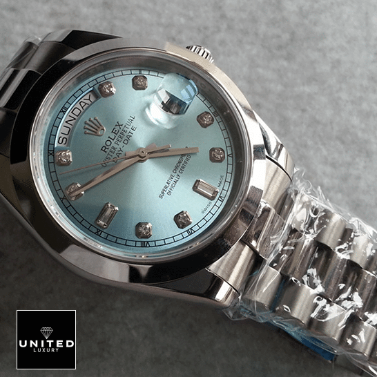 Rolex Day-Date 118206 Rolex Day-Date II 218206-0009 Ice Blue Dial Replica Stainlees Steel Bezel