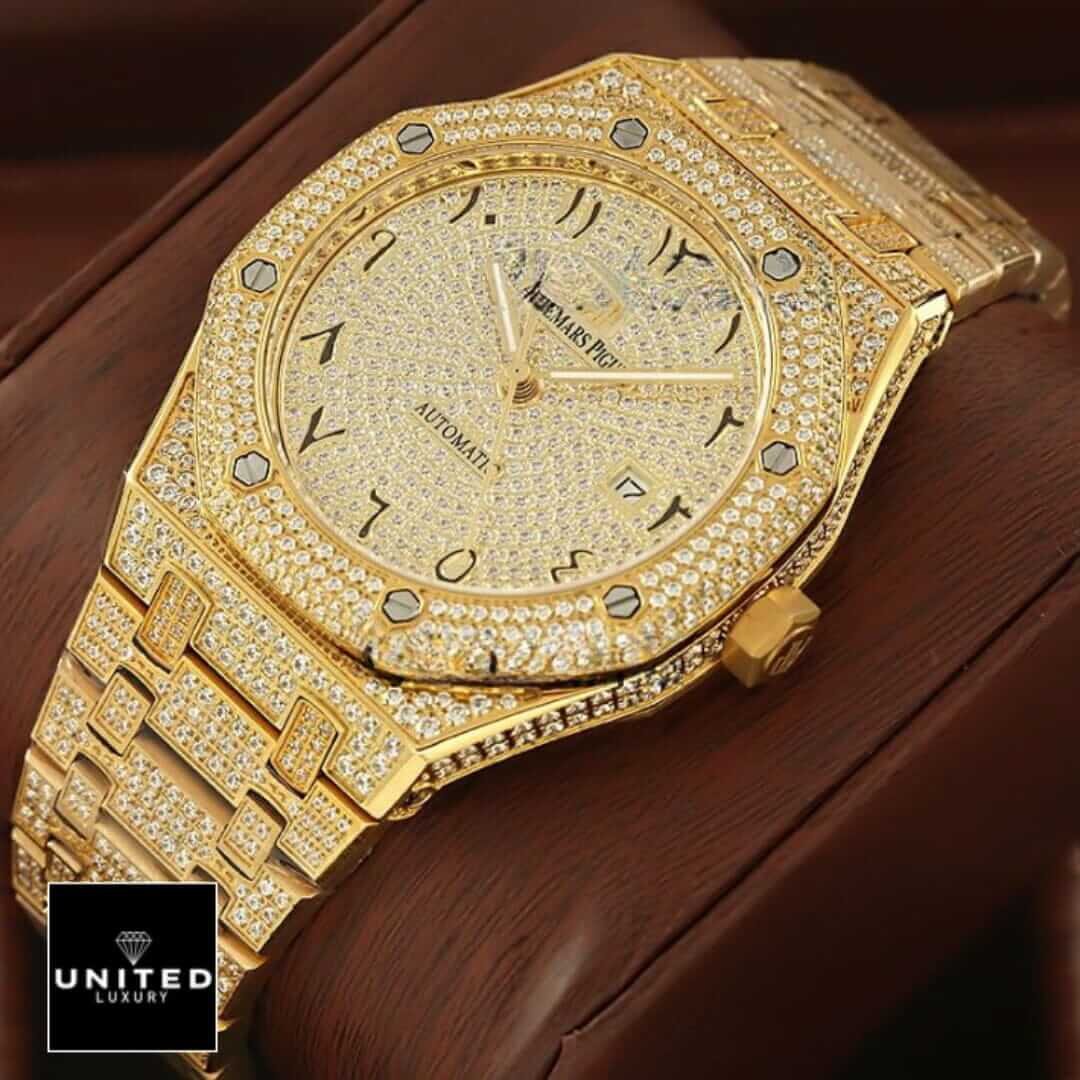 Audemars Piguet Royal Oak AP160SF295 Audemars Piguet Royal Oak Selfwinding AP160SF295 Yellow Gold Iced Out Replica