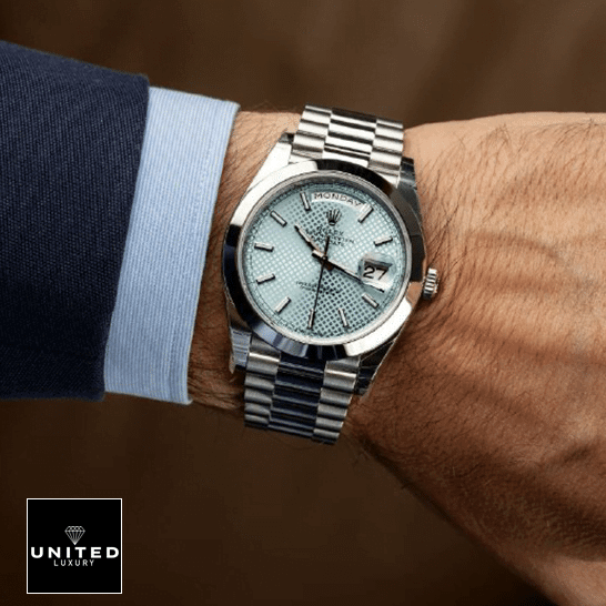 Rolex Day-Date 228206 Rolex Day-date 228206 President blue oyster replica on the wrist