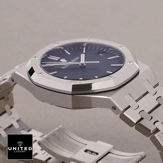 Audemars Piguet Royal Oak 15500ST Audemars Piguet Blue Dial 15500ST.OO_.1220ST.01 Stainless Steel Replica front view