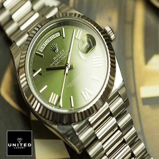 Rolex Day-Date 228239-0033 Rolex Day-Date 228239-0033 Romen Numerial Olive Green Dial Oyster Replica