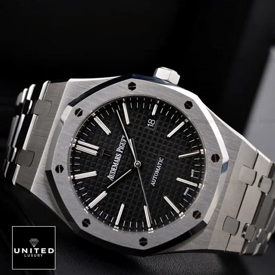 Audemars Piguet Royal Oak 15400ST.OO.1220ST.01 Master Clone Quality Audemars Piguet Black Dial Stainless Steel Replica side view black background