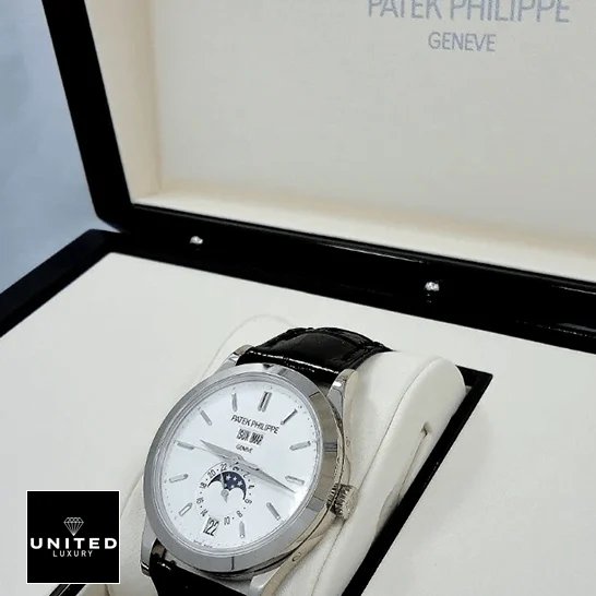 Patek Philippe Complications 5396G-011 Patek Philippe Complications 5396G-011