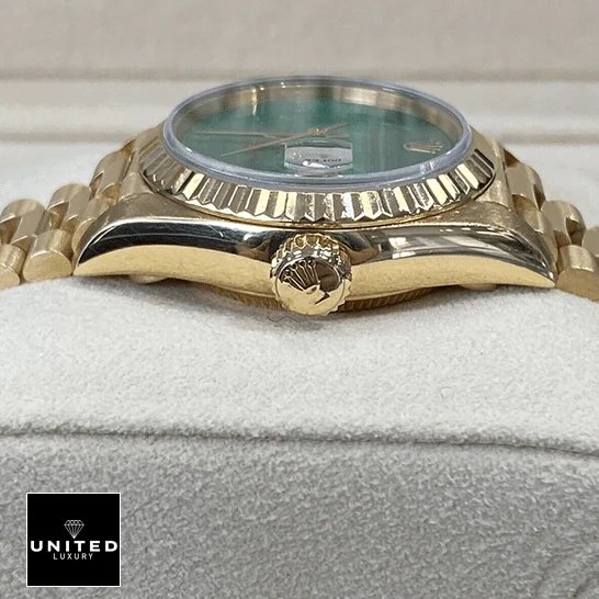 Rolex Datejust 69178 Rolex Datejust 69178 Yellow Gold Case & Crown Pusher Replica Right Side