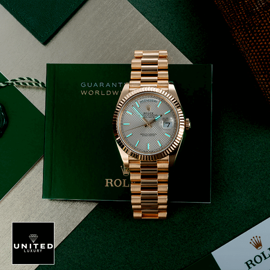 Rolex Day-Date 228238-0004 Rolex Day-Date 228238 rReplica Luminous Dial & Guarantee Card